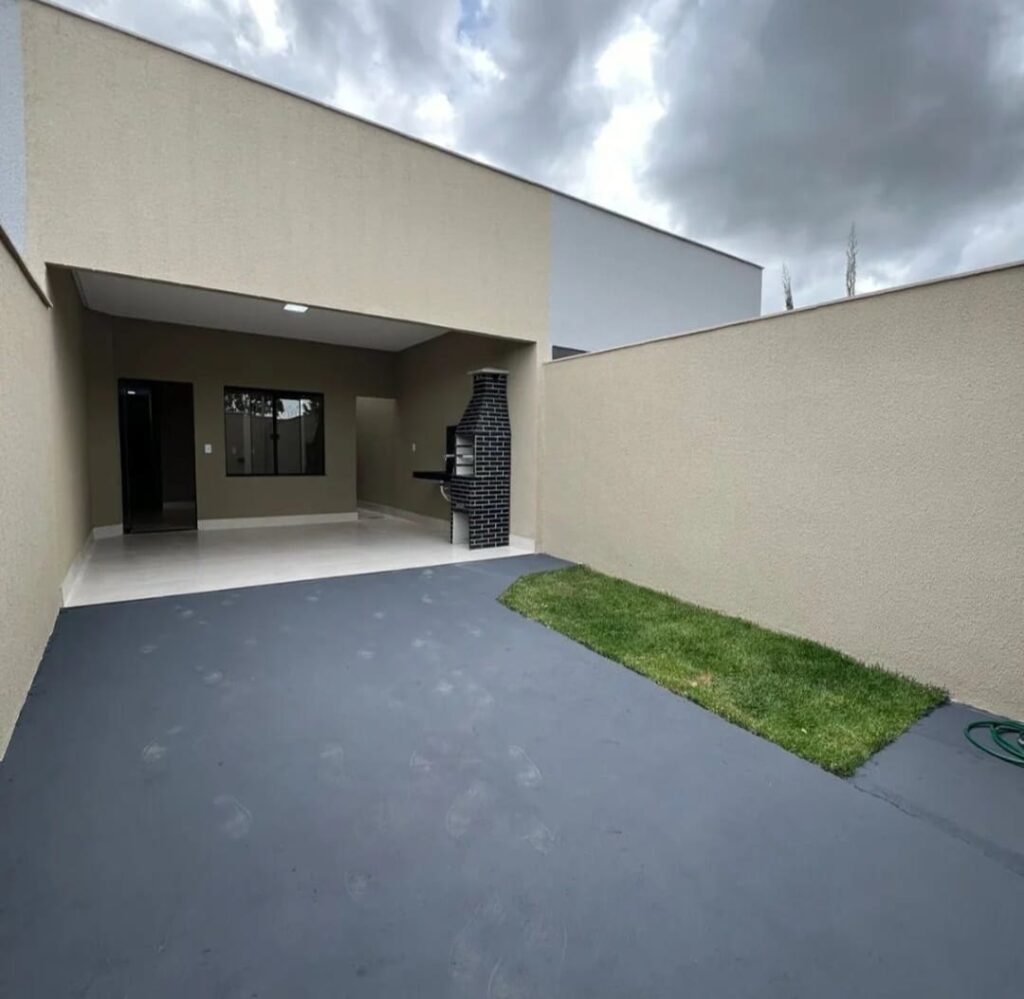 Ágio de casa 2 quartos com suíte no Jardim Decolores, Trindade-GO