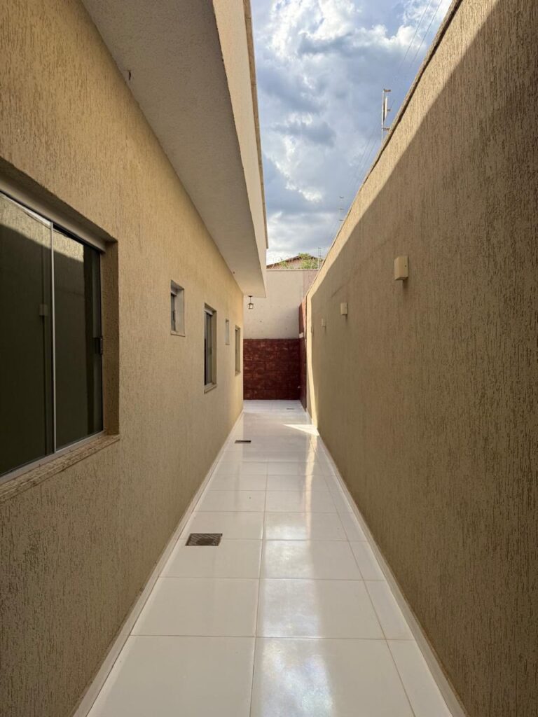 Casa 3 quartos com suíte à venda no Setor Cristina II Expansão, Trindade-GO