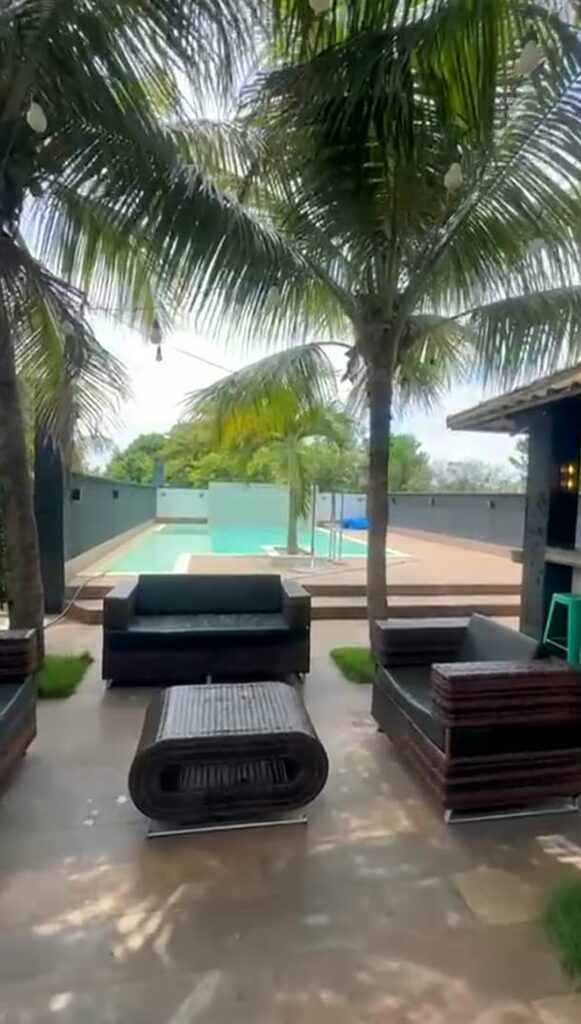 Chácara de 5.000 m² com piscina e lago em Santa Maria, Trindade-GO