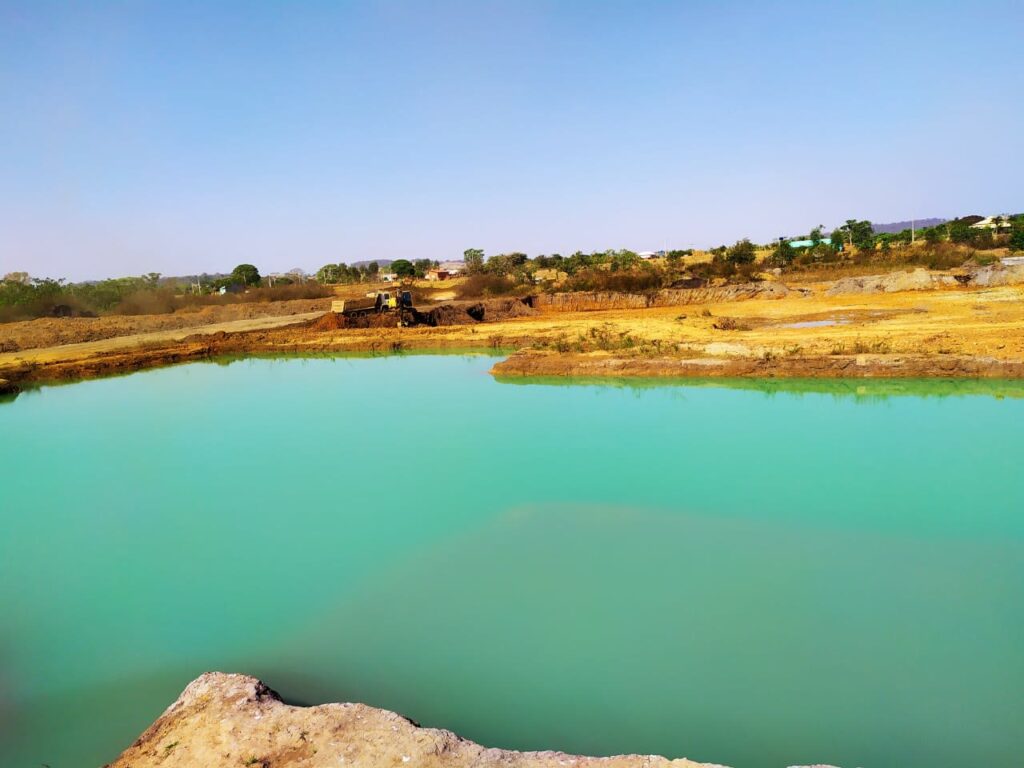 Chácaras à venda no Condomínio Morada do Lago, Santa Maria, Trindade-GO