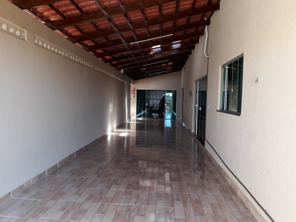 Duas casas em 720 m² à venda no Recanto do Lago, Trindade-GO