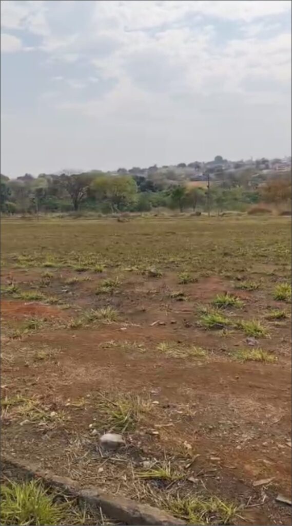 Lote de 360 m² à venda no Setor Cristina II Expansão, Trindade-GO