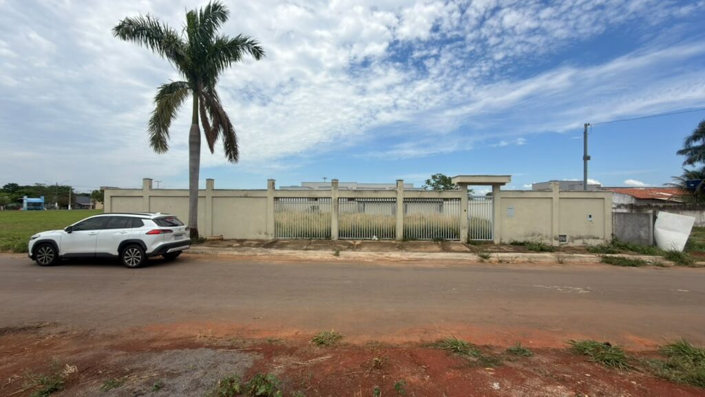 Lote murado de 720 m² no Setor Cristina II Expansão, Trindade – R$ 450 mil