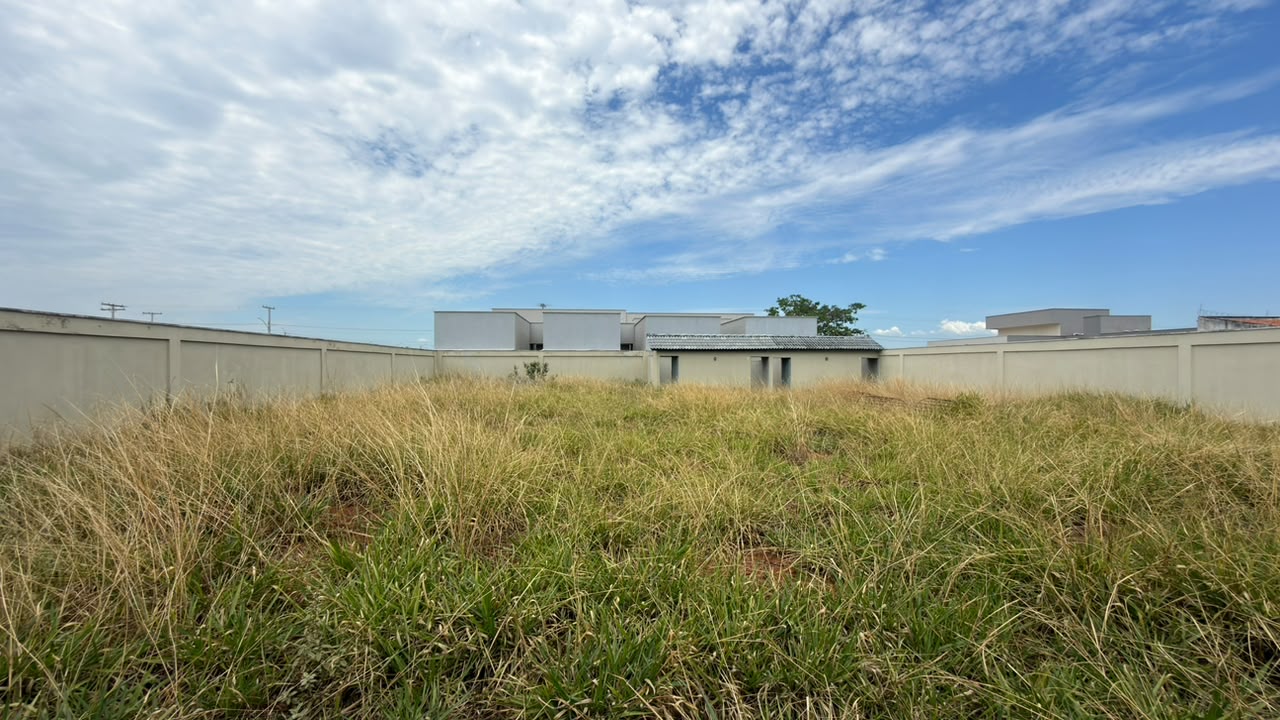 Lote murado 720 m² no Setor Cristina II Expansão, Trindade-GO
