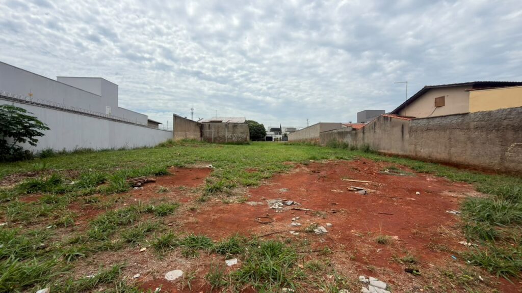 Lote plano de 720 m² no Setor Cristina II Expansão, Trindade – R$ 450 mil