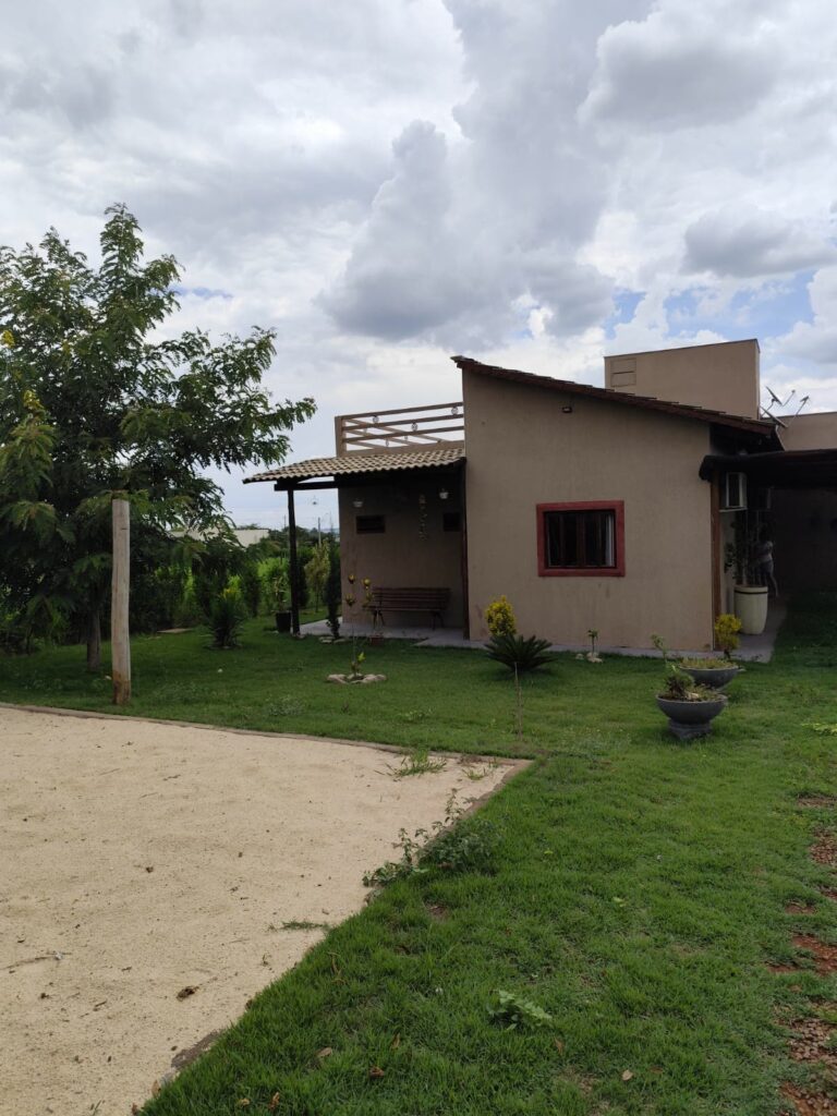 Chácara de 1.000 m² à venda no Condomínio Monte Hermon, Trindade-GO