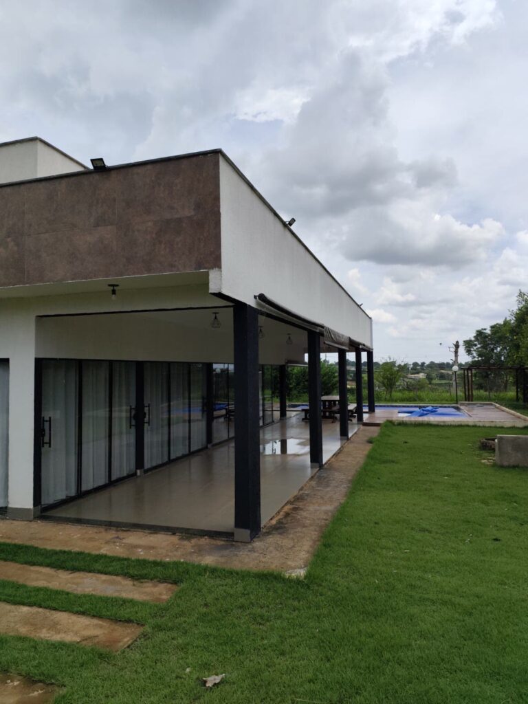 Chácara de 1.160 m² à venda no Condomínio Monte Hermon, Trindade-GO