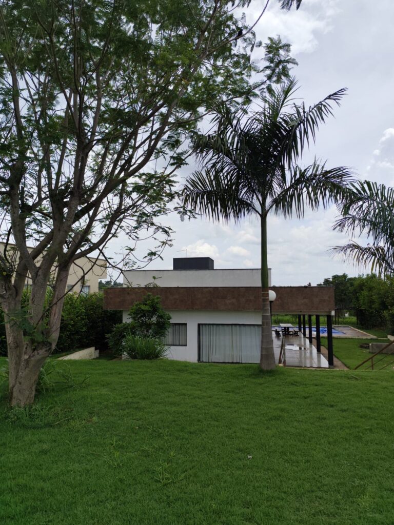 Chácara de 1.160 m² à venda no Condomínio Monte Hermon, Trindade-GO