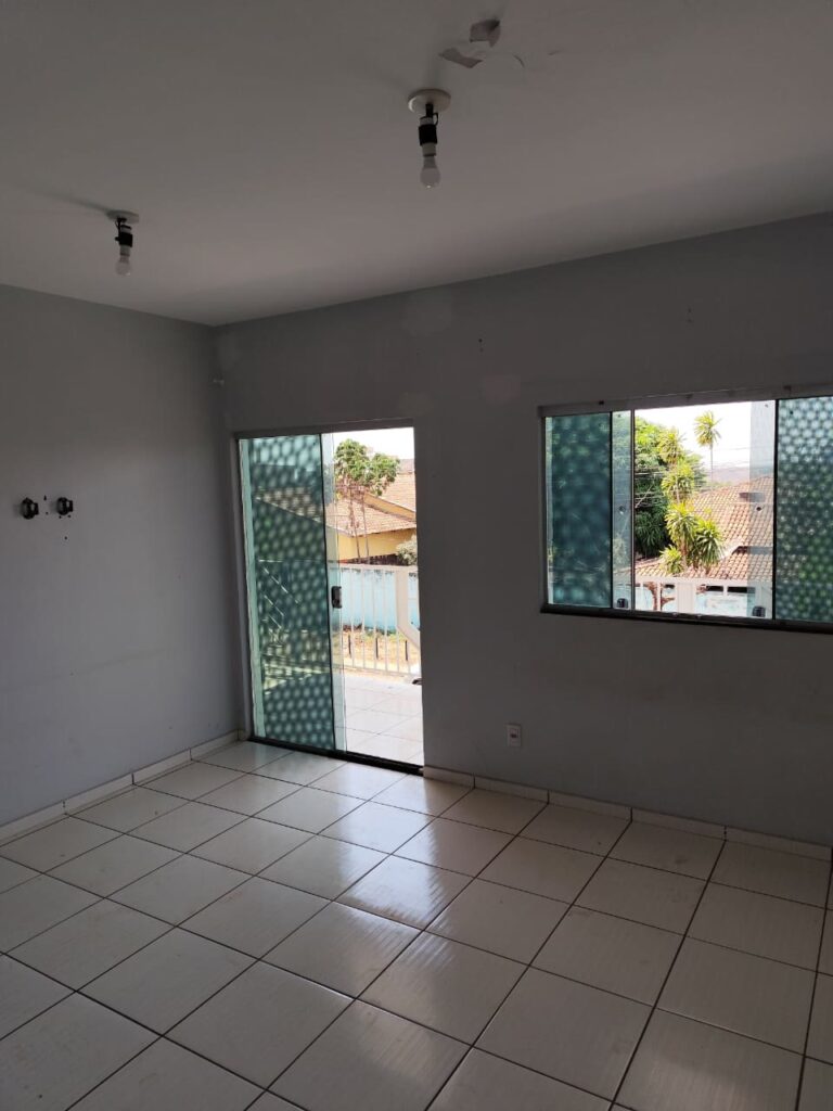 Sobrado 3 quartos com suíte à venda no Setor Ana Rosa, Trindade-GO